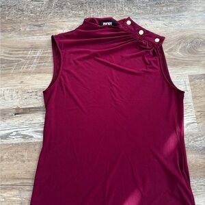 ❤️ DKNY Rich Burgundy Sleeveless Top with Gold Button Accents, Sz S